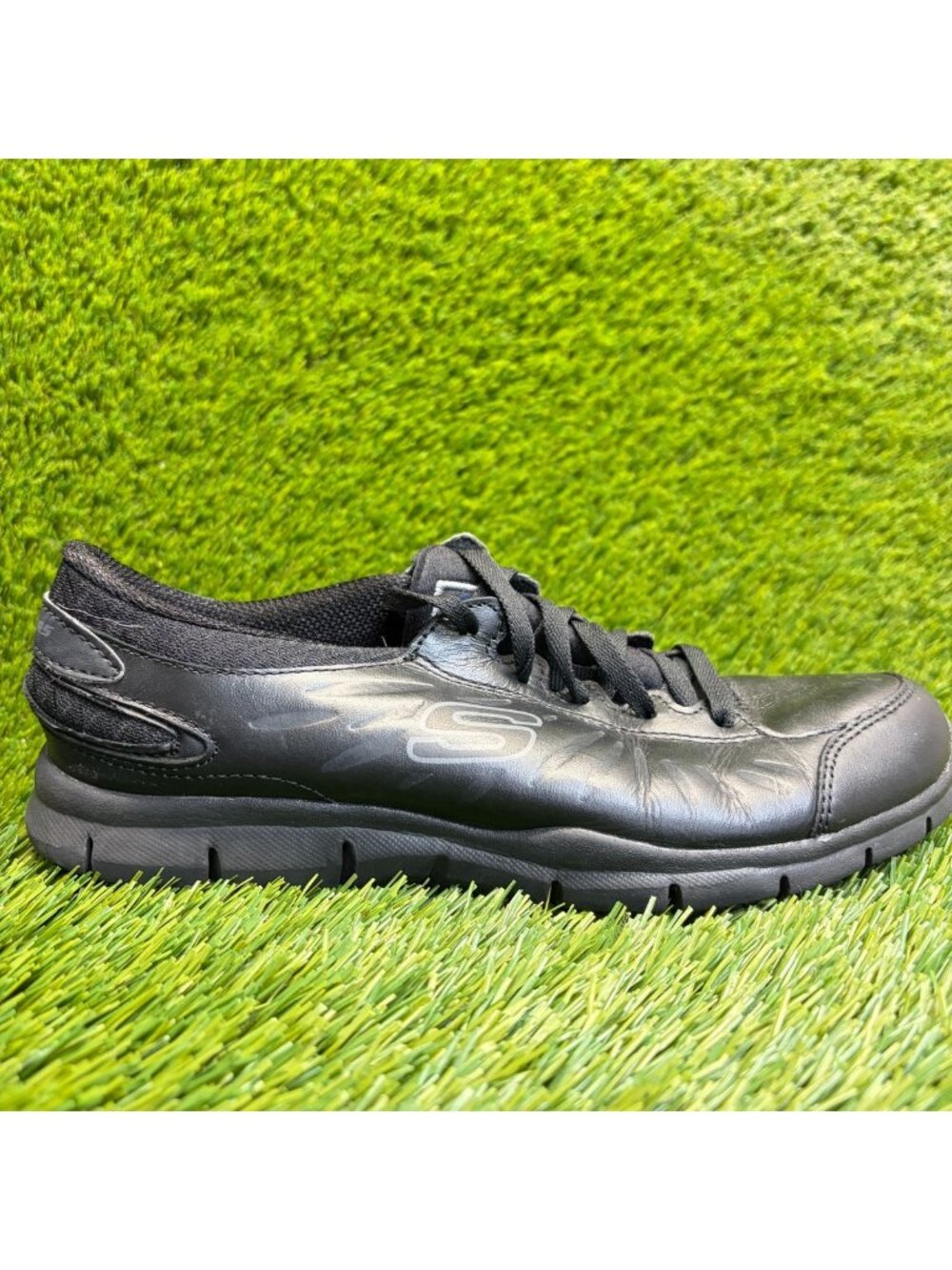 Skechers Eldred SR Womens Size 9 Triple Black Leather Slip Resistant Work Shoes